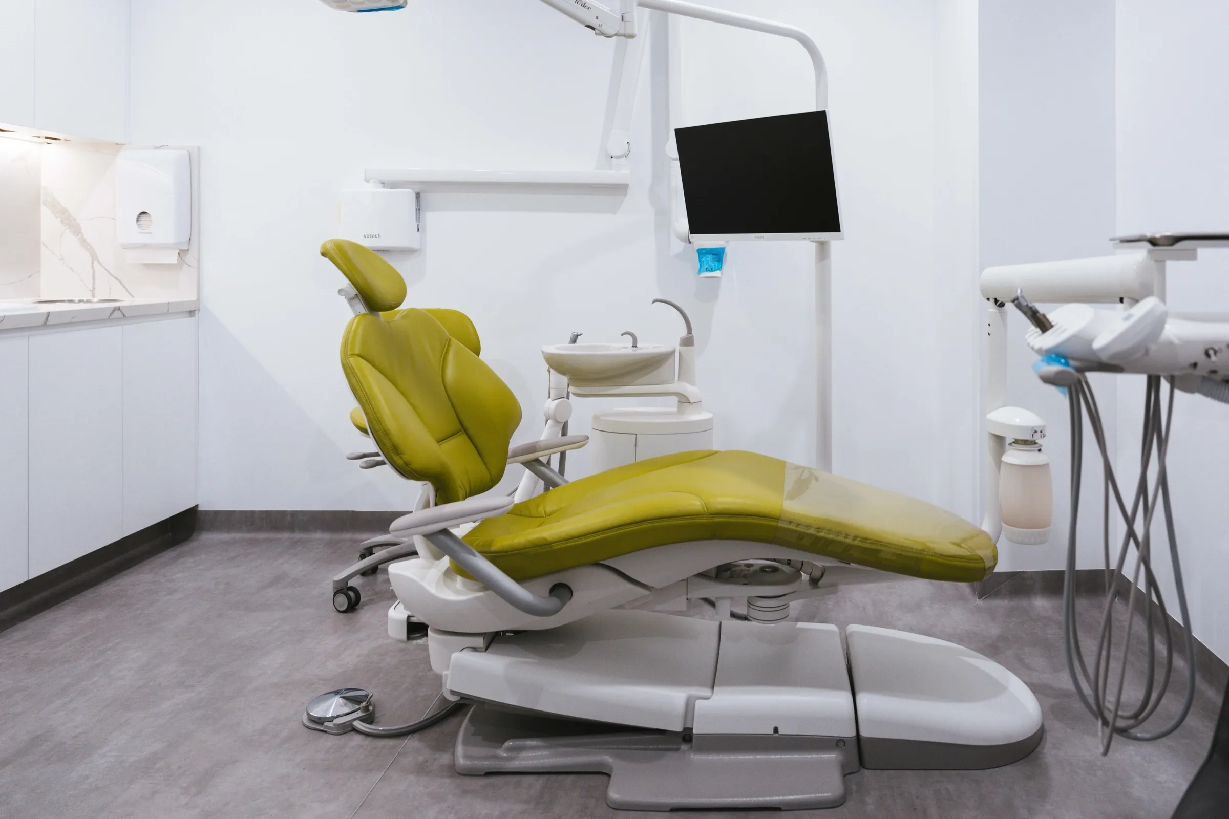 Treatment room ready for an emergency dental appointment at My Local Dentists Northbridge