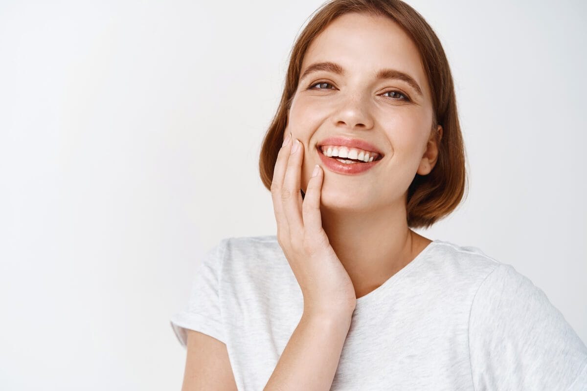 Sensitive Teeth After Whitening: Causes & Solutions