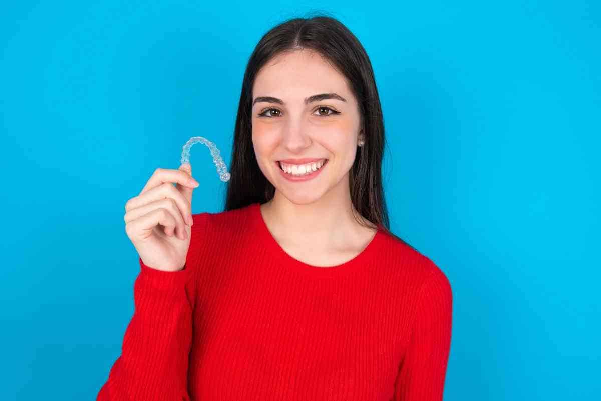 What Does Invisalign Look Like? Know What Issues Can It Fix
