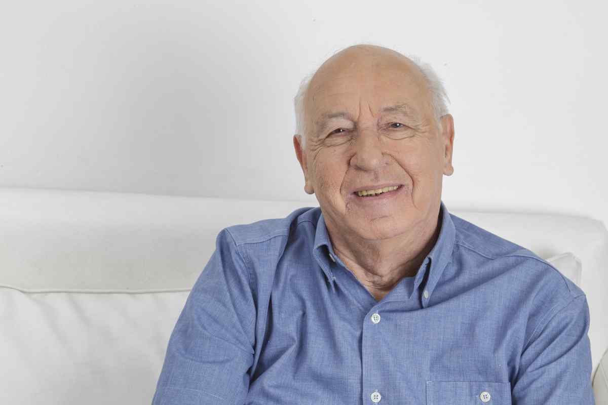 What Is A Dental Implant? Discover How Does It Work